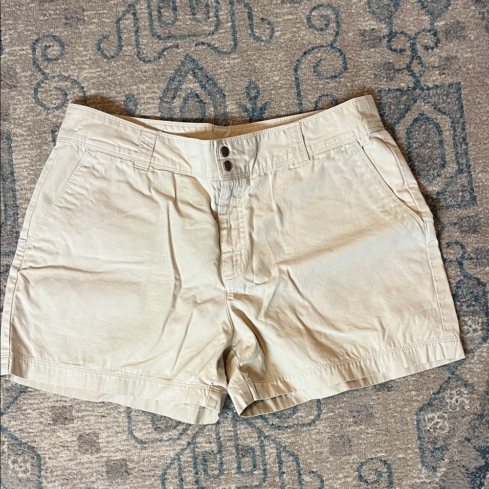 Like new Patagonia Women’s Organic Cotton Shorts